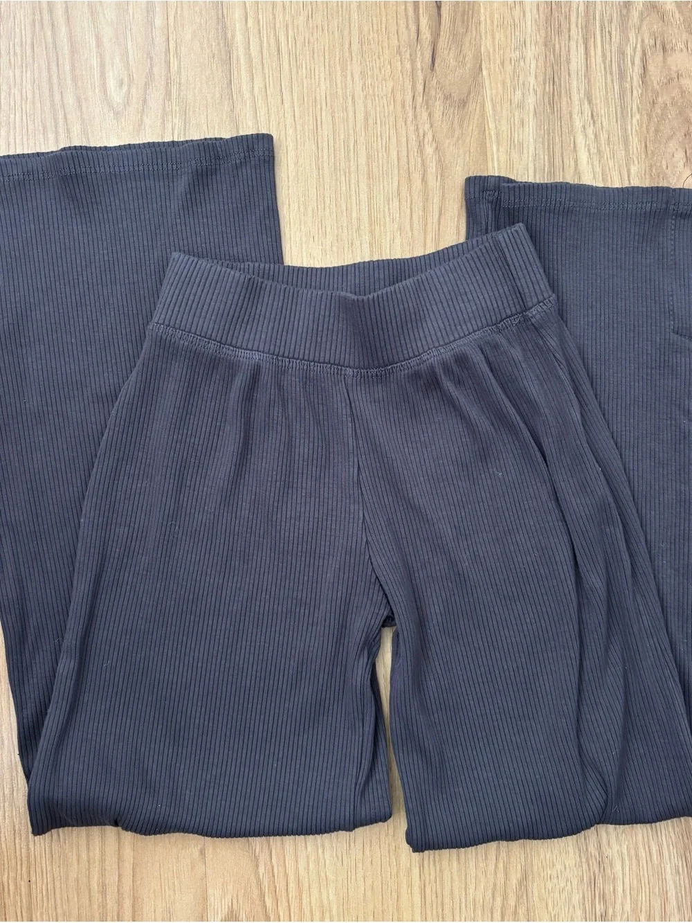 Tiger Friday Ribbed Sleeveless Crop Top & Wide-Leg Pants Set - Charcoal gray